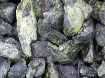 Змеевик галтованный